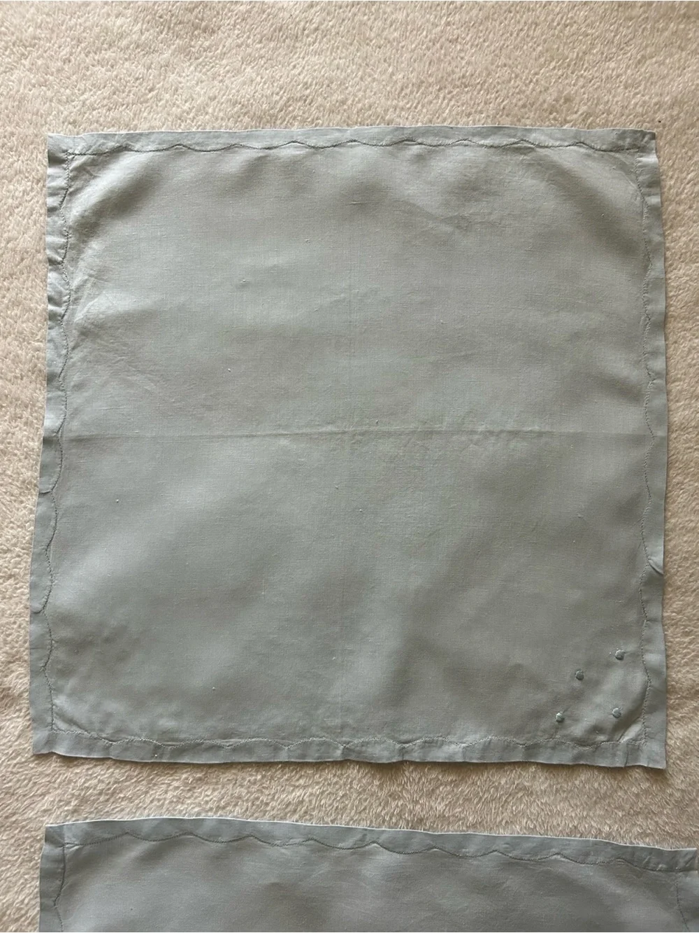 Vintage Linen Napkins Blue Colored Set of 4 Dinnerware 16.5